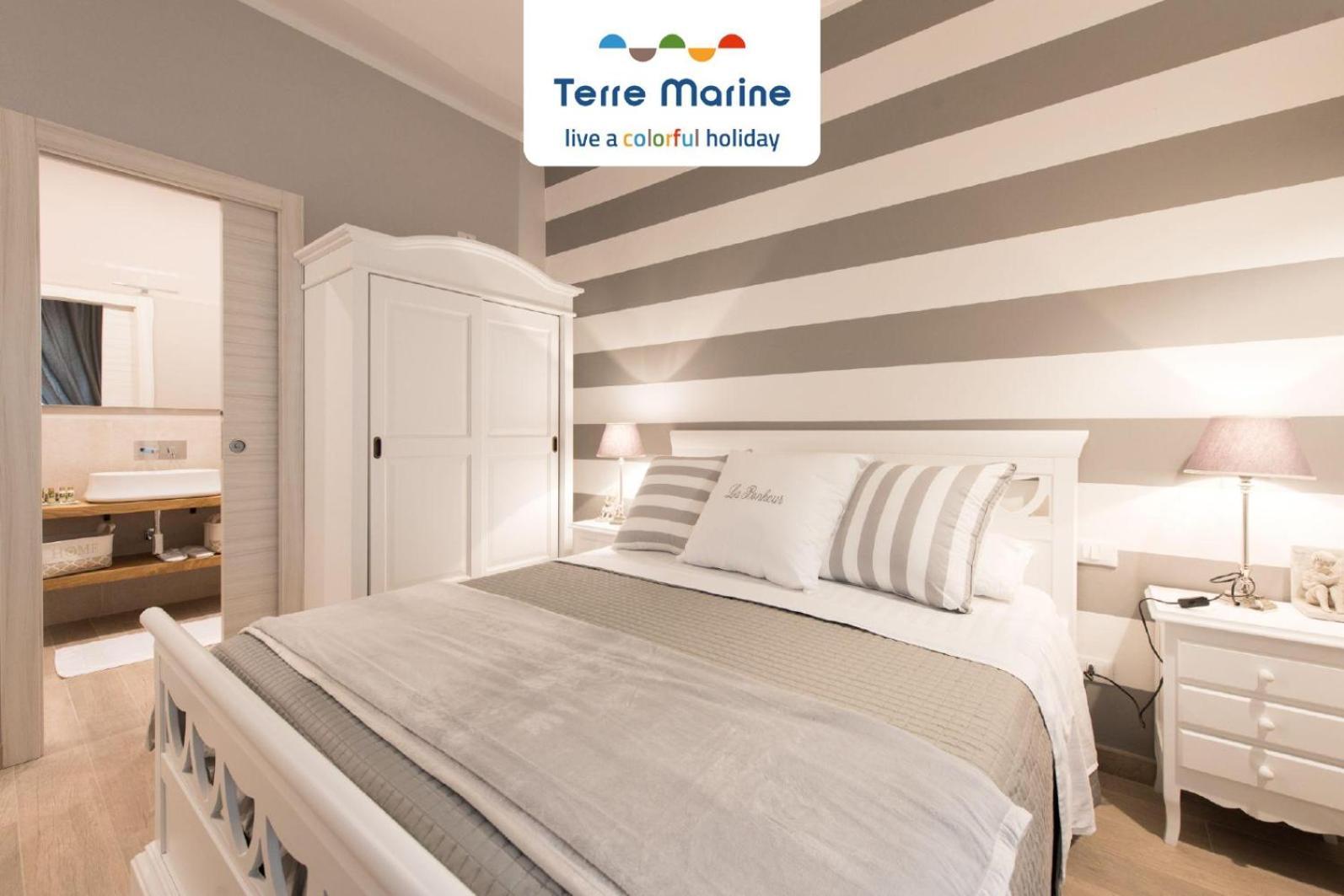 Bed & Breakfast La Bonheur, Terre Marine